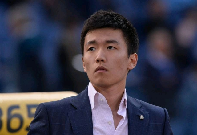 布什球场的 布什球场的